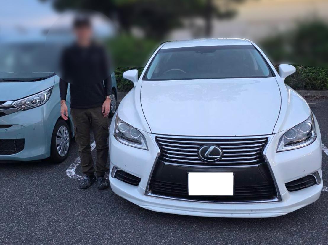 トヨタ　レクサスLS460